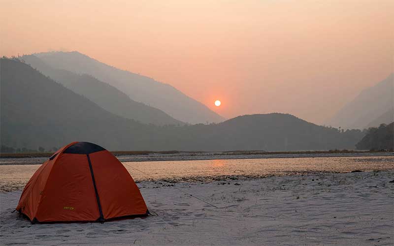 Accampamento tra India e Nepal